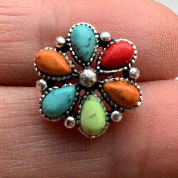 Zuni Cluster Style Studs - Turquoise Tone Western Flower Earrings - Picture 6 of 9